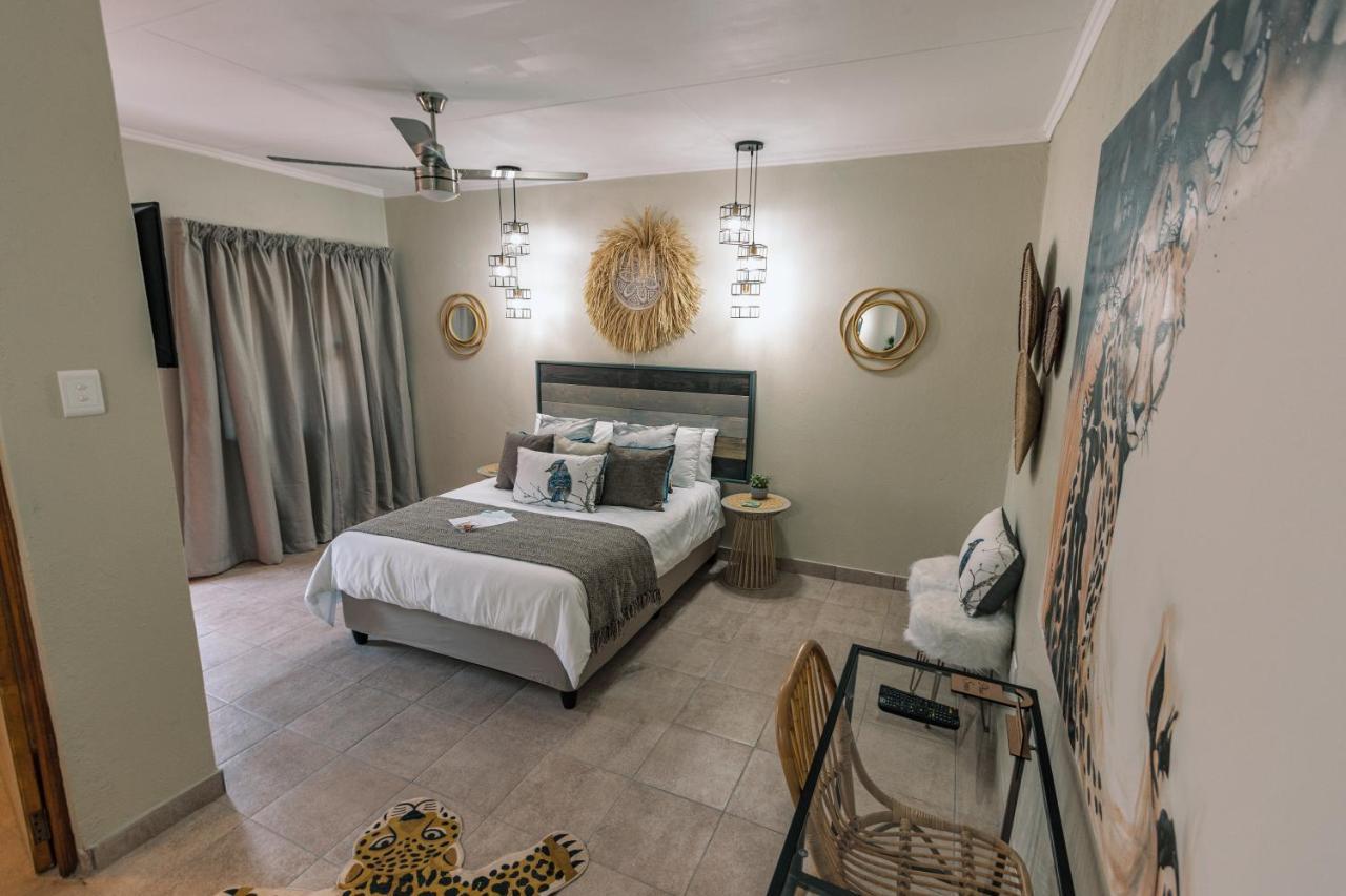 Pumbaa Wildlife Park & Accommodation Mbombela Bagian luar foto